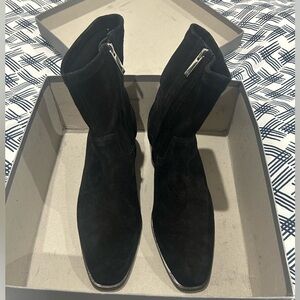 Aquatalia women boots size 9